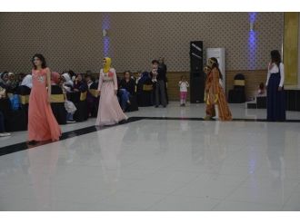 Viranşehir’de Yöresel Kıyafetler Defilesi