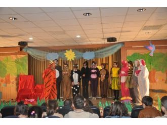 Mimar Sinan Mesleki Ve Teknik Anadolu Lisesi’nden Minik Öğrencilere Tiyatro Şöleni