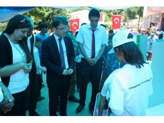 Çamdere Ortaokulu Tübitak Bilim Fuarı Düzenledi
