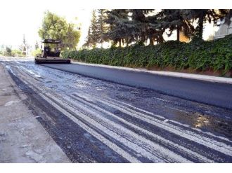 Mersin Büyükşehir Belediyesi’nin Yol Çalışmaları Devam Ediyor