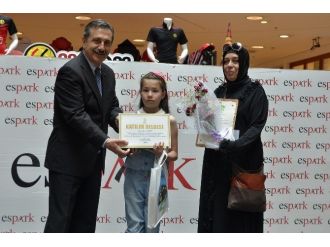 Çocuklar Hayvan Sevgisi İçin Resim Yaptı