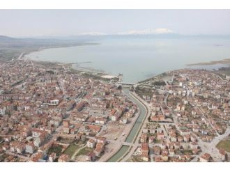 Beyşehir’in Yeni Doğal Kaynak İçme Suyu Projesi İhale Edildi