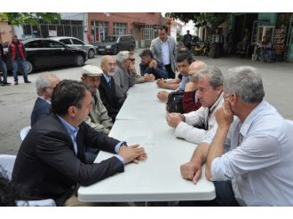 Ayvalık Belediye Başkanı Gençer’den En Çok Kitap Okuyana Bilgisayar