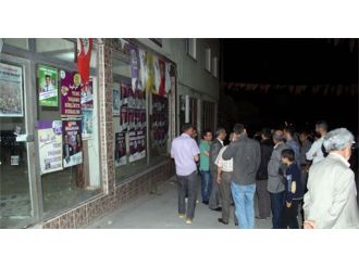 Hdp’nin Seçim Bürosuna Saldırı