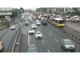 Metrobüs Kazasında 16 Yaralı Var