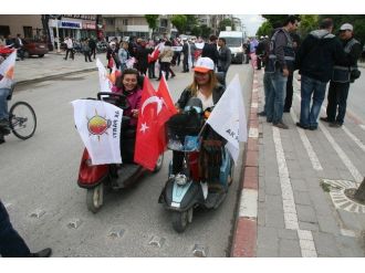 Ak Parti Afyonkarahisar İl Teşkilatından “Sevgi Yürüyüşü”
