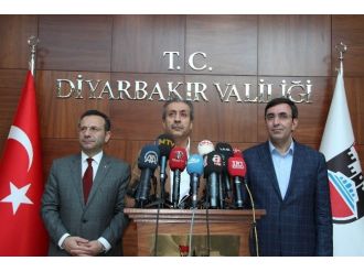 Bakanlardan Mitingdeki Patlamalara İlişkin Açıklamalar