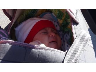 Duruşmaya Böbreği Alınan Bebeğiyle Geldi