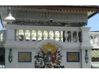 Tika, Osmanlı Armalı Uthit Camii’ni Yeniliyor