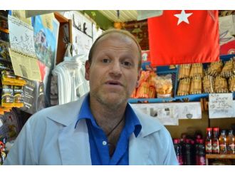 26 Yıldır Aralıksız Oruç Tutuyor