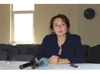 Zeynep Erkunt Armağan, Erkunt Traktör Fabrikasını Egeli Gazetecilere Tanıttı