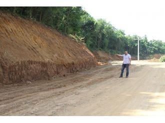 Akyazı’da Yol Genişletme Ve Alt Yapı Çalışmaları Devam Ediyor