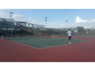 Ahd Spor Tesislerinde Tenis Turnuvası Heyecanı