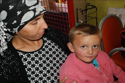 Bir yıl içinde ameliyat olmazsa duyamayacak 