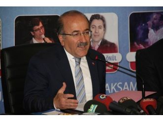 Trabzon Büyükşehir Belediye Başkanı Gümrükçüoğlu Basın Toplantısı Düzenledi