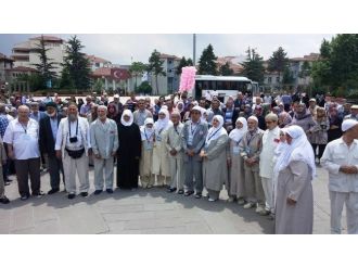 Bozüyük’te Ramazan Umrecileri Kutsal Topraklara Uğurlandı