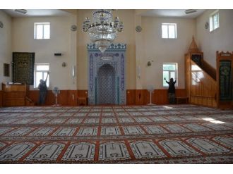 Çay İlçesinde Camilerde Ramazan Temizliği Yapıldı