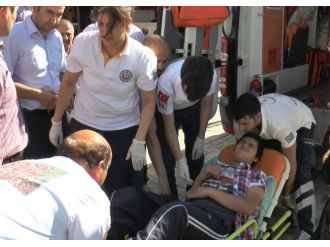 Elazığ’da Bir Çocuğun Eli Asansöre Sıkıştı
