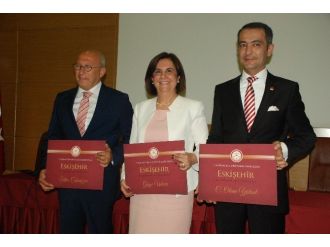 Chp’li Vekiller Mazbatalarını Aldı