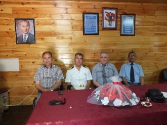 Garnizon Komutanı Albay Erdemir’den Şehit Aileleri Ve Gaziler Derneğine Ziyaret