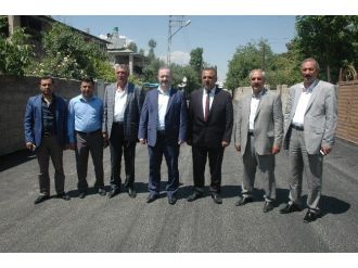 Tuşba Belediyesi’nin Asfalt Çalışmaları Devam Ediyor