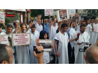 Ak Parti’li Gençlerden ‘Mursi Protestosu’