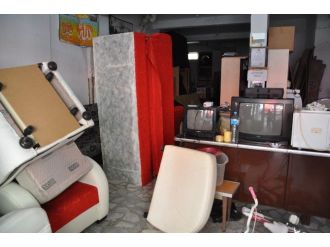 Okullar Kapandı, İkinci El Eşya Fiyatları Çay Parasına Düştü