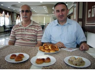 Ramazanın Vazgeçilmez Lezzeti Kemalpaşa Peynir Tatlısına Talep Patlaması