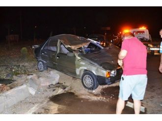Ayvalık’ta Trafik Kazası 2 Ölü, 8 Yaralı