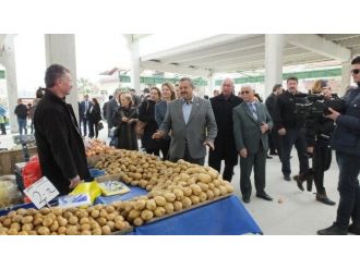 Burhaniye’de Yazlıkçıya Özel Pazar