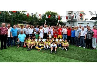 Sanayi Esnaf Turnuvası’nda Elvan Boya Şampiyon