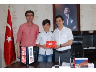 Teog’da Başarılı Olan 8 Öğrenci Ödüllendirildi
