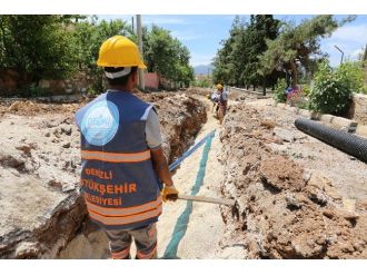 Akkent’in İçme Suyu Hattı Değişti