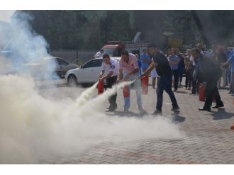Sağlık Çalışanlarına Yangın Eğitimi