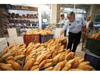 Sabaha Karşı Fırıncılar Denetlendi