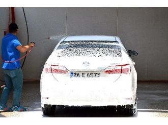 Yaz Geldi Oto Yıkama Sezonu Açıldı