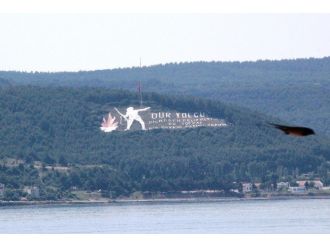 Çanakkale’de Bayraklar Yarıya İndirildi