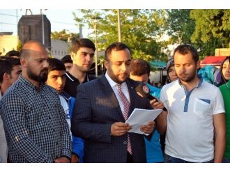 Ak Parti Kayseri Gençlik Kollarından Mursi’ye Destek