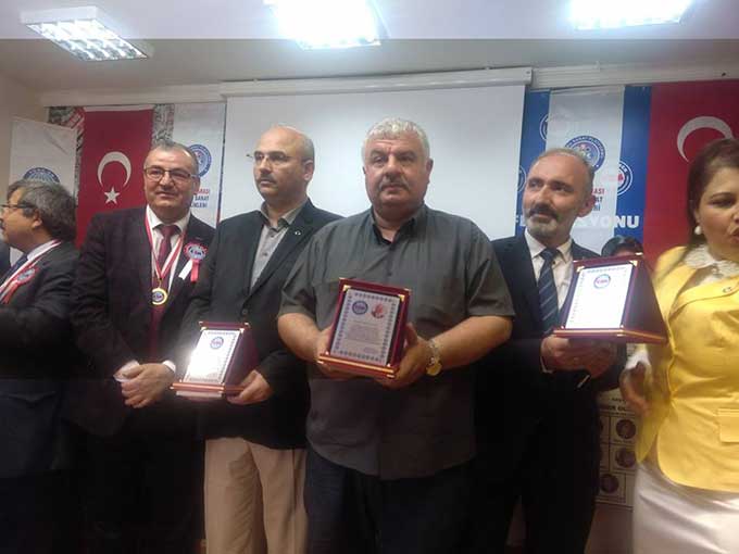 2015 Girişimci Lider Ödülü Kıymaz’a Verildi