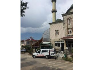 Körfez Belediyesi, İbadethaneleri Temizliyor