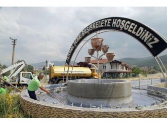 Başiskele’de Kent Mobilyaları Bakıma Alındı