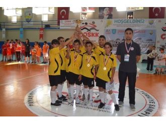 Payas’ta Çocuk Oyunları Türkiye Şampiyonası