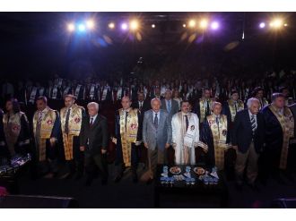 Avukatlar Nazım Hikmet’te Mezun Oldu