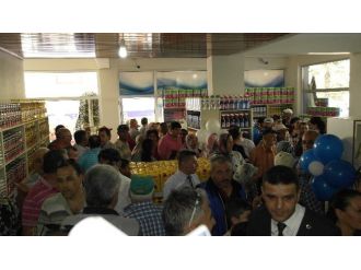 Bu Markette Para Geçmiyor