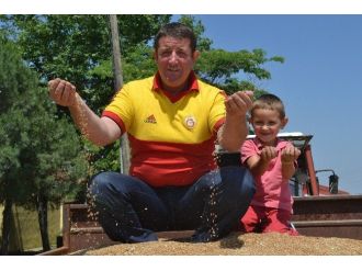 Keşan’da Yılın İlk Buğdayı 1,10 Tl’den Satıldı