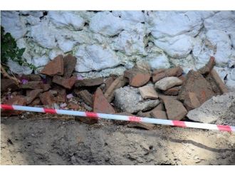 Neyzen Tevfik’in Yaşadığı Evin Bahçesinde Sondaj Çalışmaları Yapılıyor