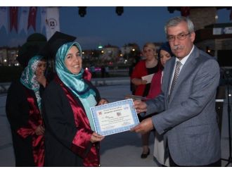 Türkiye’nin 5. Anne Üniversitesi İkinci Kez Mezunlarını Verdi