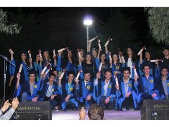 Fekal’de Mezuniyet Coşkusu