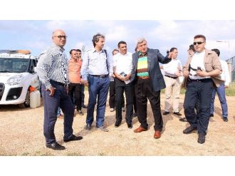 Başkan Karaosmanoğlu, Deniz Temizleme Aracını İnceledi