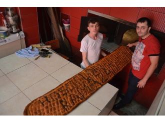 Ramazan’ın En Büyük Pidesini Yaptı